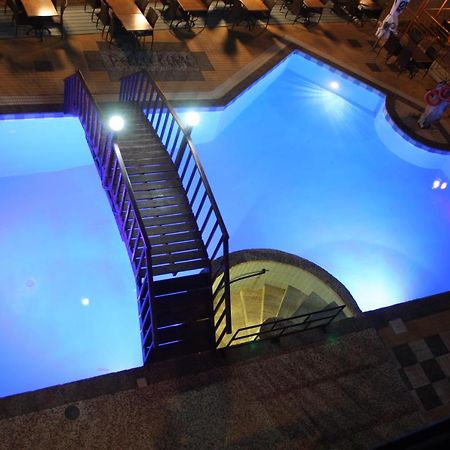 Pebble Beach Hotel Plomari Bagian luar foto